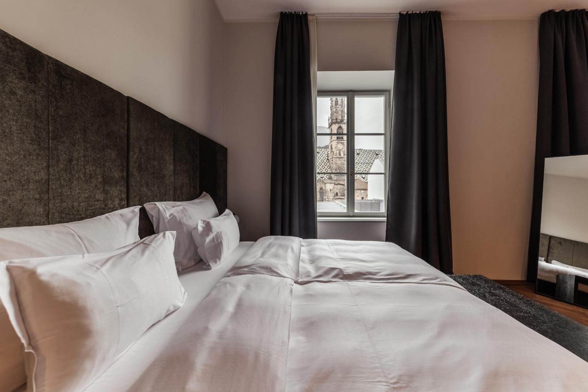 Meta Suites Historic City Living Болзано Екстериор снимка
