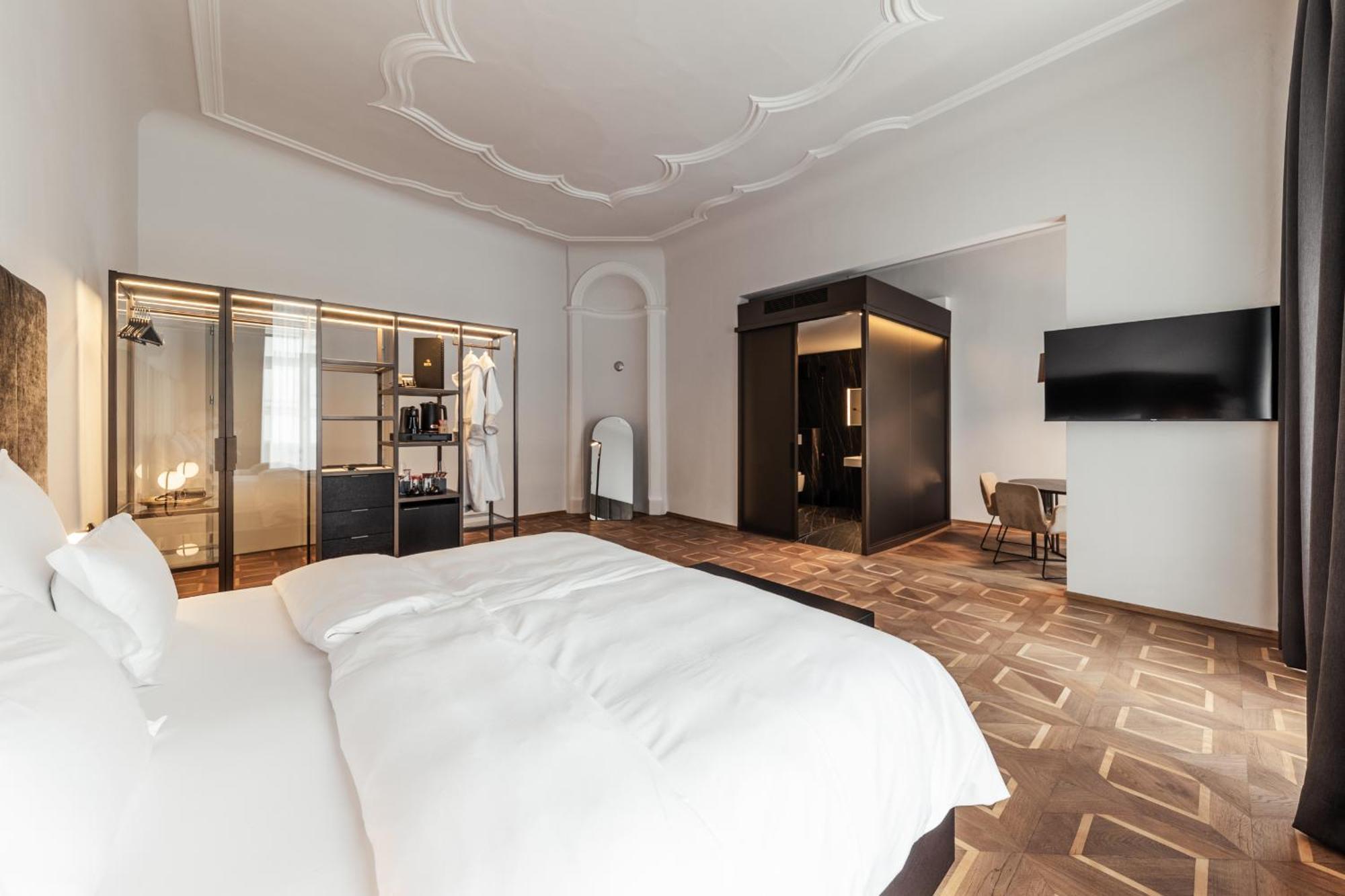 Meta Suites Historic City Living Болзано Екстериор снимка